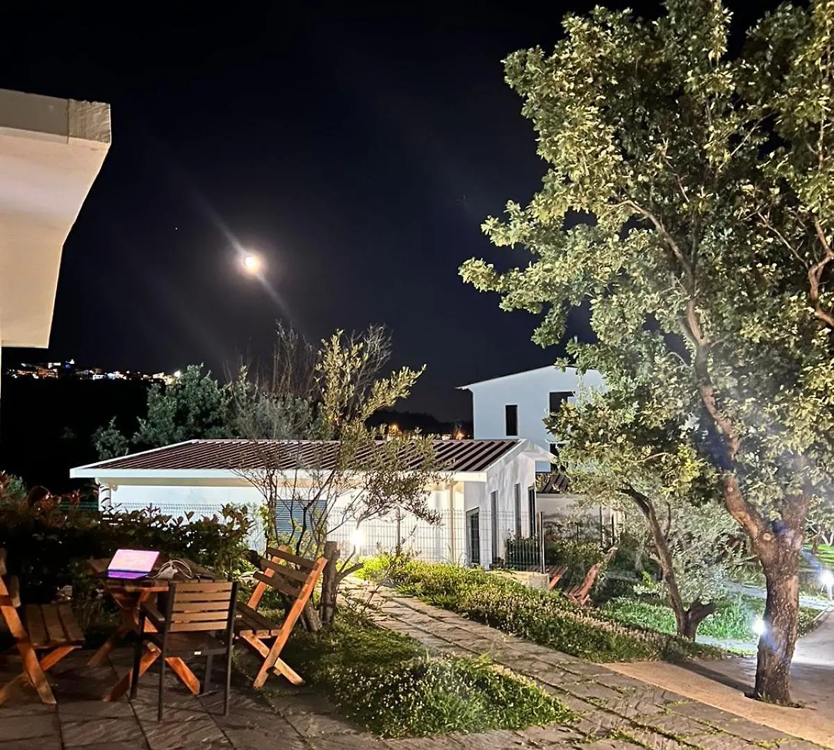 Lodge Domi Beach Valley Dhërmi Albanië
